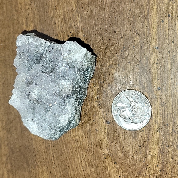 Crystal Geode Cluster - Picture 4 of 4